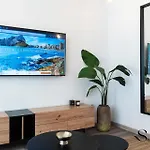 Perfect Stylish Central 1 Bedroom Getaway