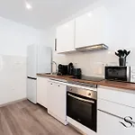Perfect Stylish Central 1 Bedroom Getaway