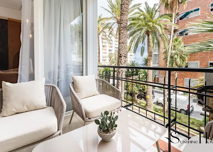 Perfect Stylish Central 1 Bedroom Getaway